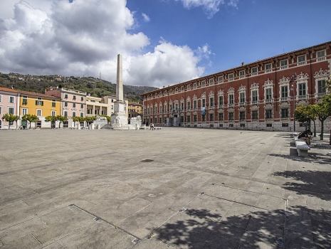 Sgado walter, CC BY-SA 4.0, via Wikimedia Commons 1280px-Massa_-_Monumento_di_Piazza_Aranci_-_2023-09-04_16-41-23_006